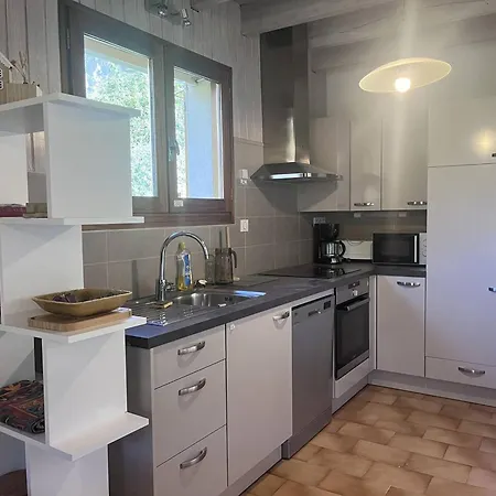 Holiday home Maison Spacieuse Avec Parking Et Balcon A - Fr-1-812-21 Cauterets