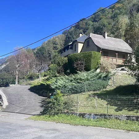 Holiday home Maison Spacieuse Avec Parking Et Balcon A - Fr-1-812-21 Cauterets